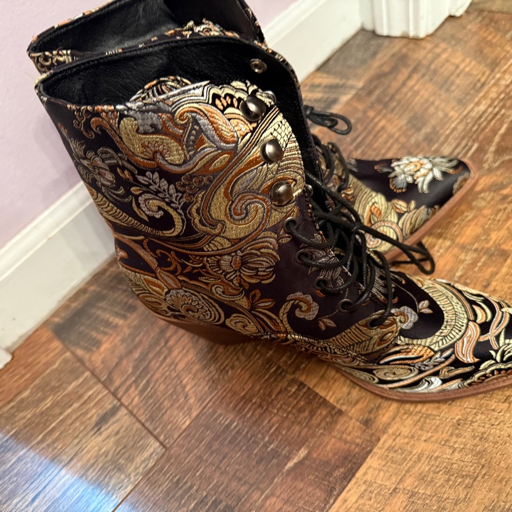 New multi color lace up ankle boots. Never worn size 9.